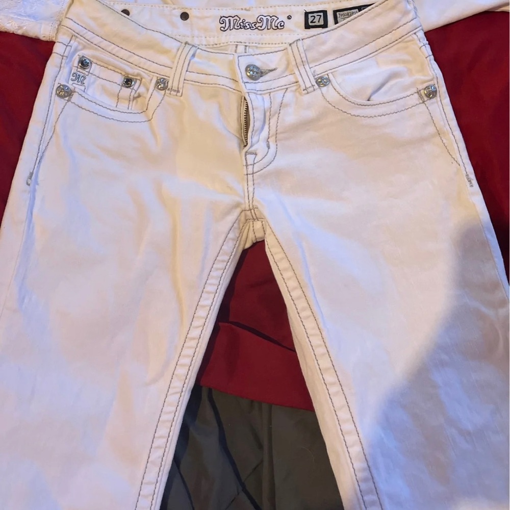White Miss Me Capris size 27